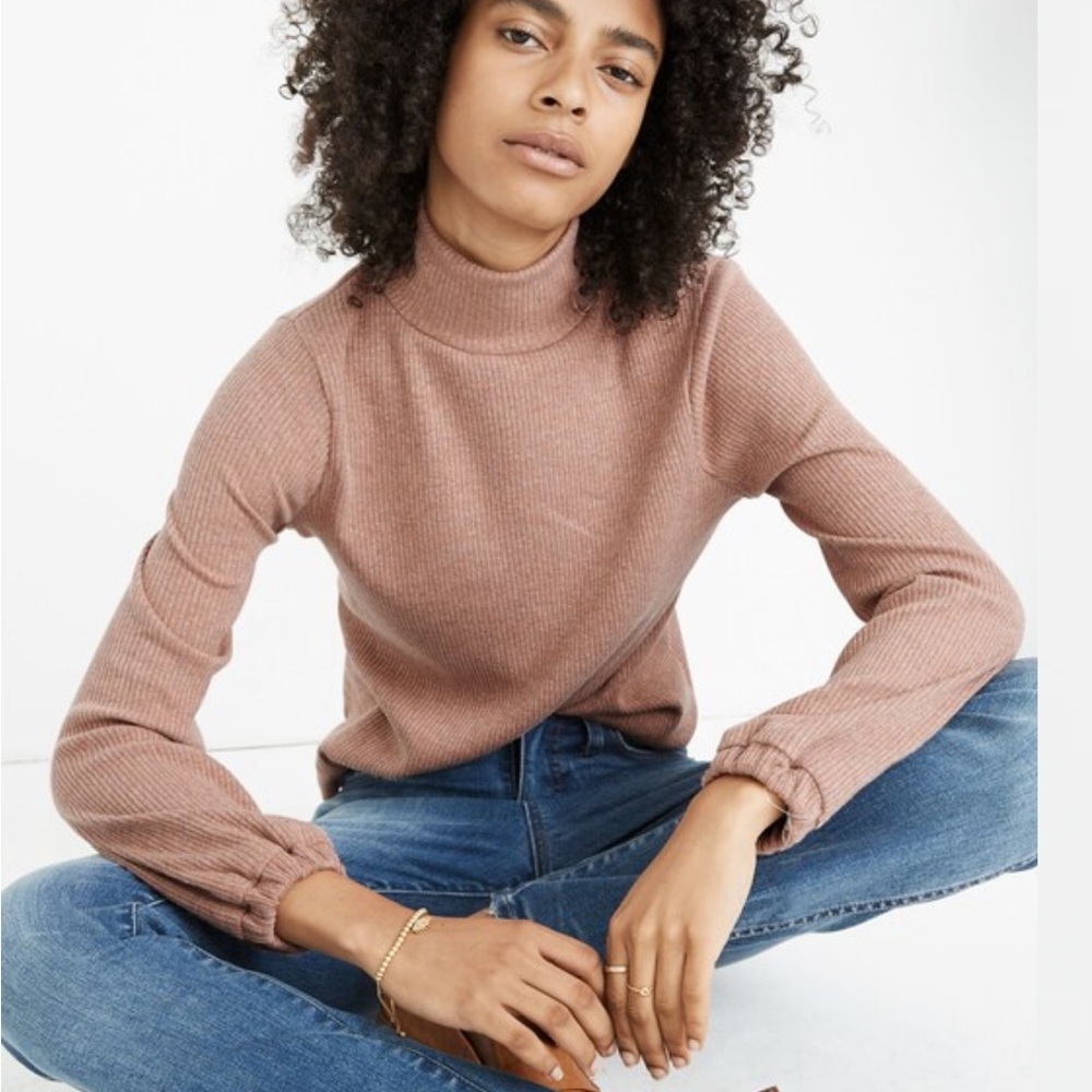Madewell Heathered Bubble-Sleeve Swing
Turtleneck
Hthr Rose